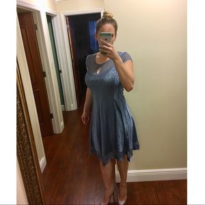 Komarov Dresses - Komarov charmeuse satin figure flattering dress. Komarov Dresses - Komarov charmeuse satin figure flattering dress.